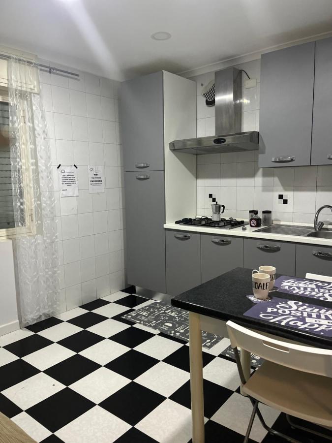 Lacasinadisofisa Apartamento Nápoles Exterior foto
