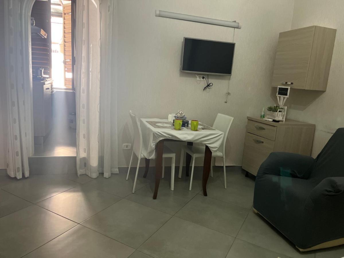 Lacasinadisofisa Apartamento Nápoles Exterior foto